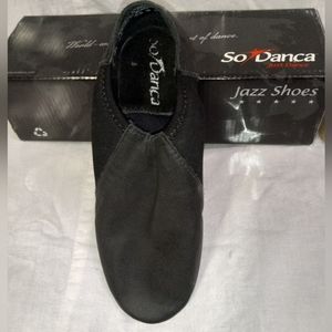 So Danca Toddler Girls Jazz Shoes Black Leather  Size 4.5 Split Sole  NIB